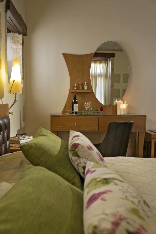 Ionas Boutique Hotel - 13