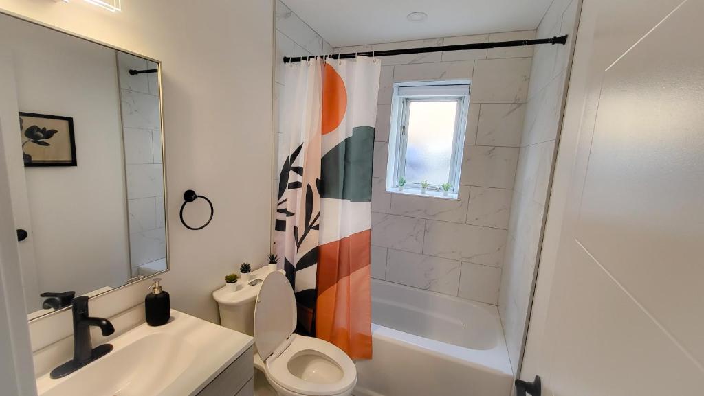 JstLikeHome - Serenity Suites & Guesthouse - Resim 33
