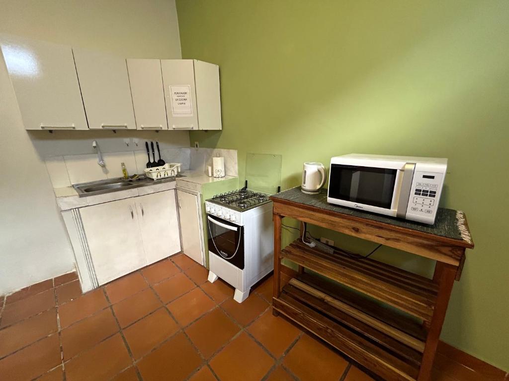 Kuchyň nebo kuchyňský kout v ubytování Departamento Completo, 3 habitaciones. Excelente ubicación