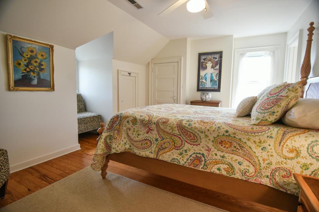 Love Lane Bed & Breakfast - Coup De Luxe Triple