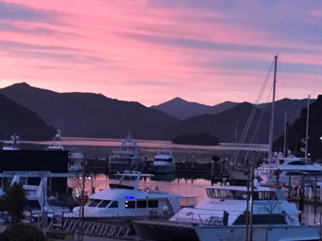 The Moorings Waterfront Picton - Resim 8