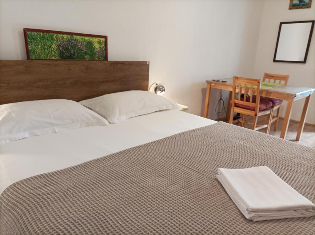 Posteľ alebo postele v izbe v ubytovaní B&B Guest House "Be Happy"-parking,breakfast Center