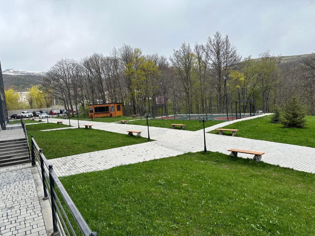O grădină în afara Kechi