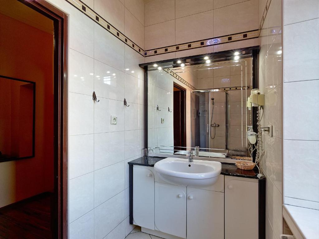 Kúpeľňa v ubytovaní Hotel Wenecki