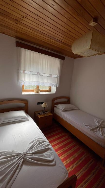 Ana Rest House Hostel Berat - Imazhi 7