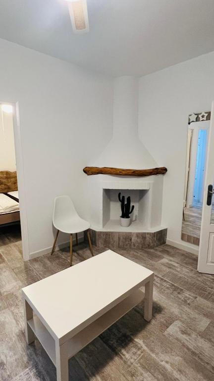 Postel nebo postele na pokoji v ubytování Apartamentos Verdera Es Pujols