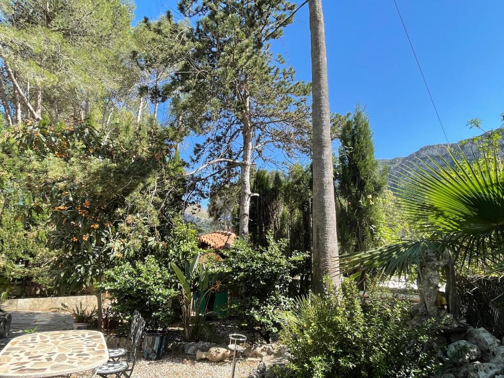 Villa GAN EDEN, La Drova – Updated 2023 Prices