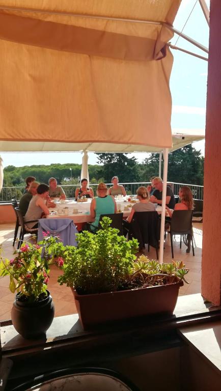 Restaurace v ubytování Hotel Villa Campana