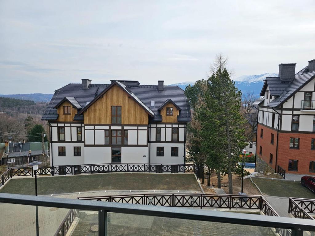 Nespecifikovaný výhled na hory nebo výhled na hory při pohledu z apartmánu