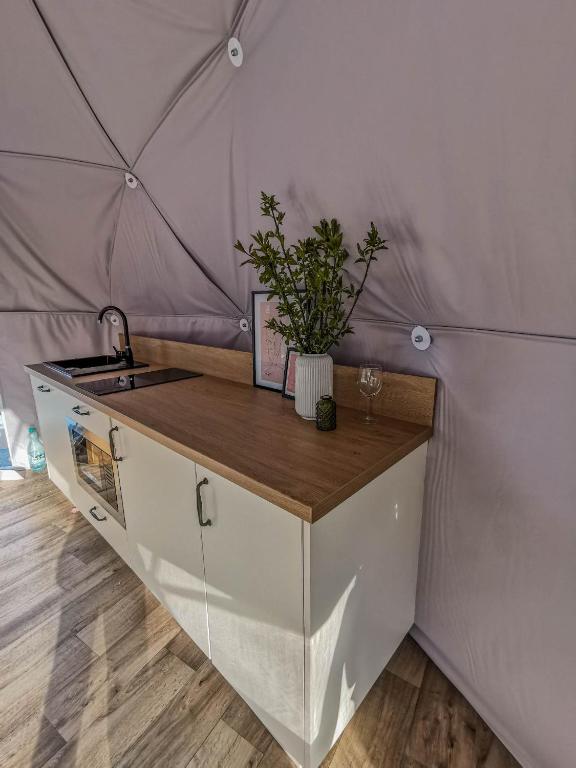 Fotografie z fotogalerie ubytování Glamping Biała Czapla z balią nad jeziorem czorsztyńskim v destinaci Maniowy