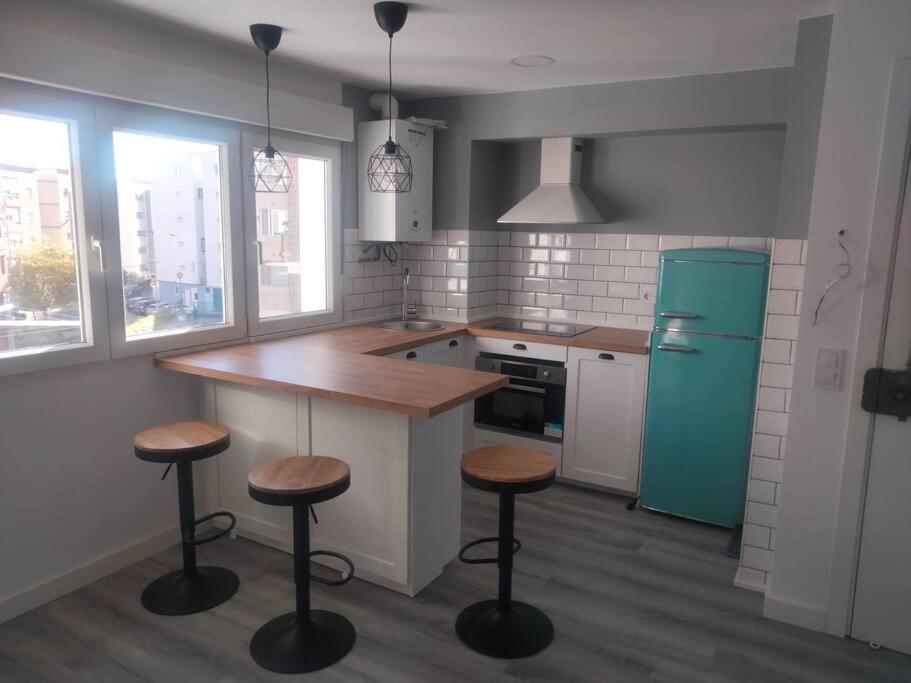 Fotografia z galérie ubytovania Playas cerca, 3 habitaciones, mucha luz natural, playas a 10' andando v destinácii Santander