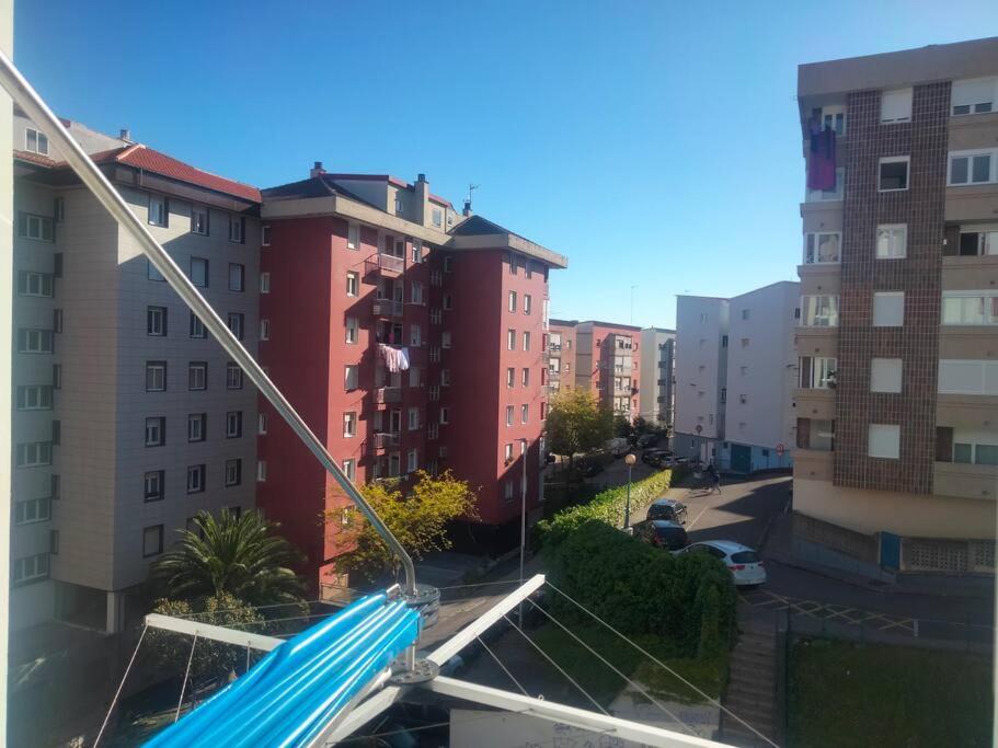 Fotografia z galérie ubytovania Playas cerca, 3 habitaciones, mucha luz natural, playas a 10' andando v destinácii Santander