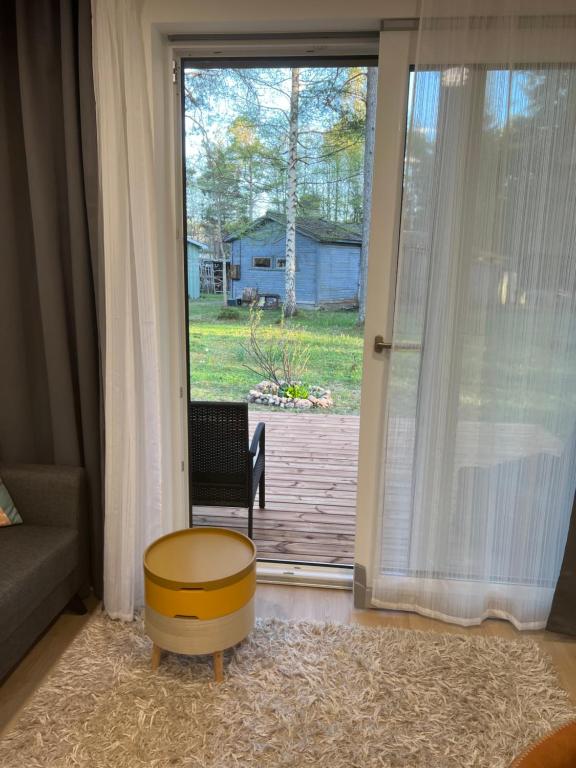 Zahrada ubytování Kärdla Holiday Apartment with Sauna and Terrace