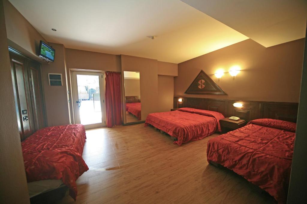 Postel nebo postele na pokoji v ubytování Hotel La Paül