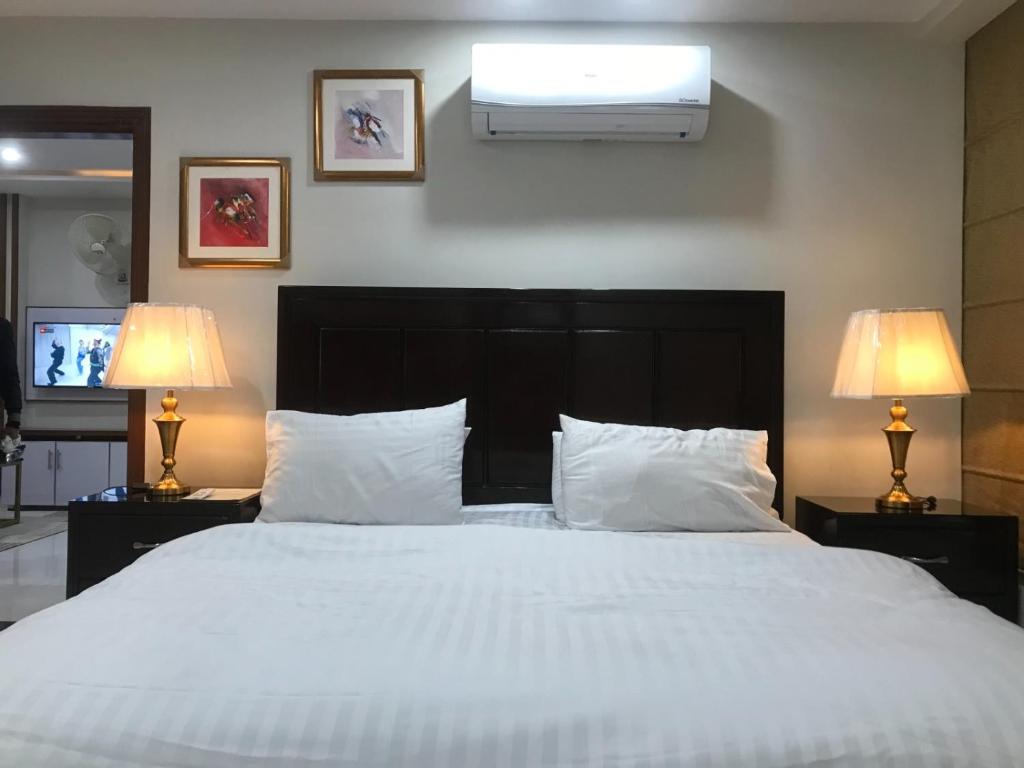 Mukhtar Homes Bahria Town Lahore - One-Bedroom Apartment