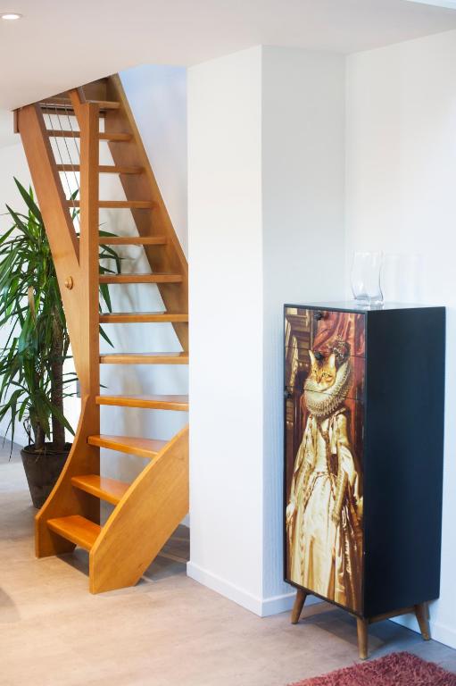 BIG MAMA with mobile aircon, free parking - 6