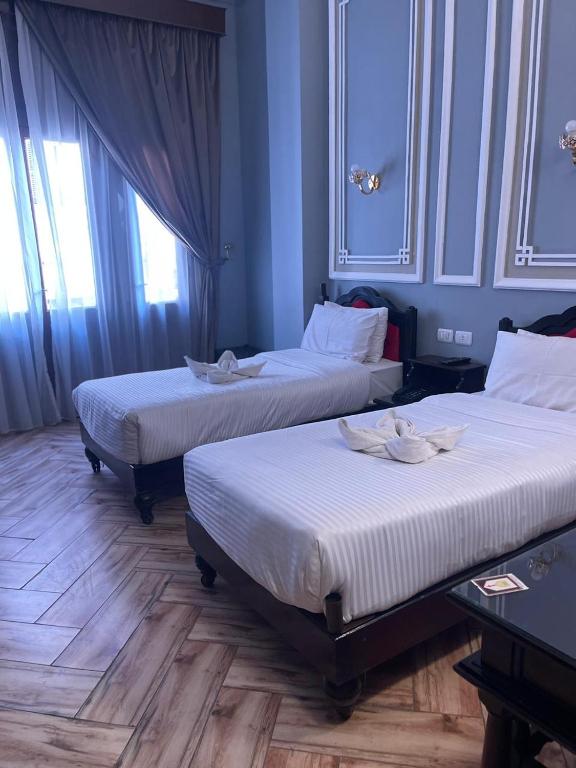 Cosmopolitan hotel - 16