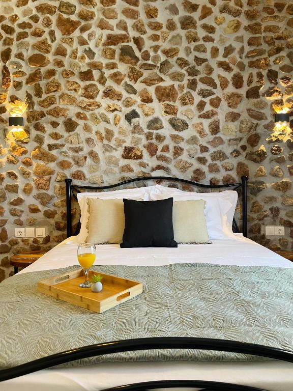 Postel nebo postele na pokoji v ubytování Althea Apartments