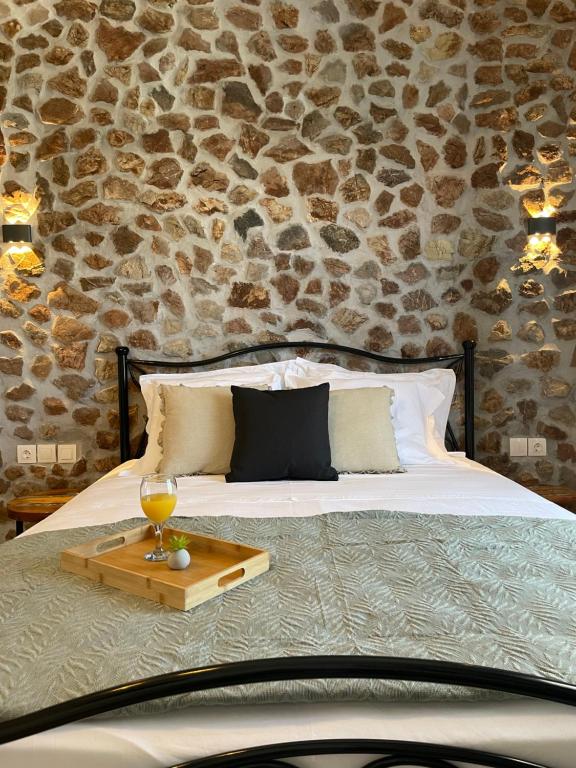 Postel nebo postele na pokoji v ubytování Althea Apartments