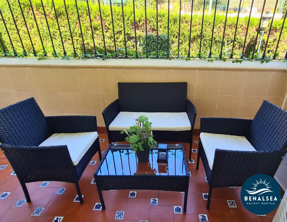 Zdjęcie z galerii obiektu Premium Apartment 50 mts from de the beach in Pueblo Quinta w mieście Benalmádena
