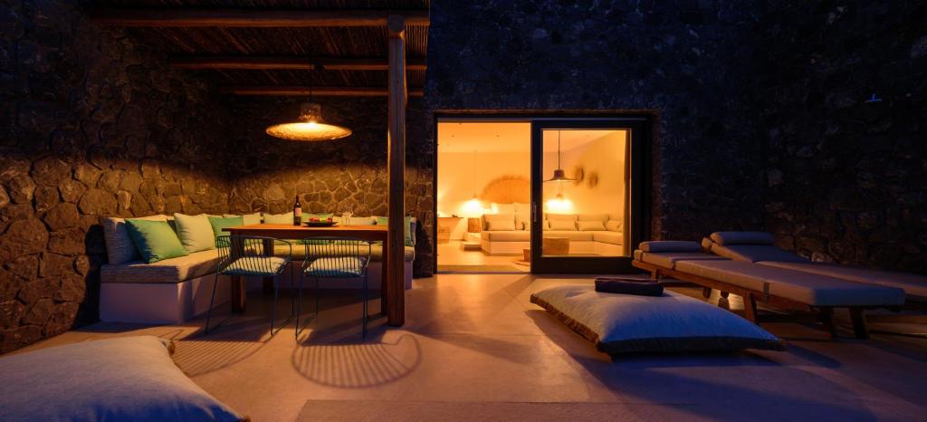 Posezení v ubytování Lithi Luxury Retreat