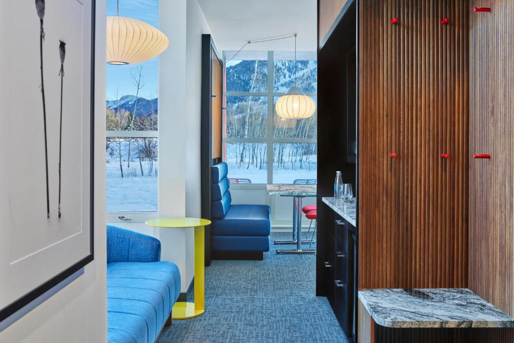 Aspen Meadows Resort - 豪华一居室山角套房 - 可访问
