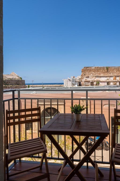 Kallergon Luxury Suites