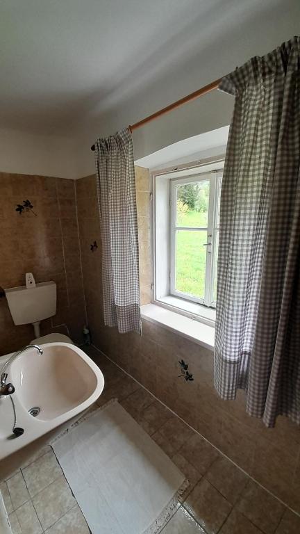 A bathroom at Ferienwohnung Johanna