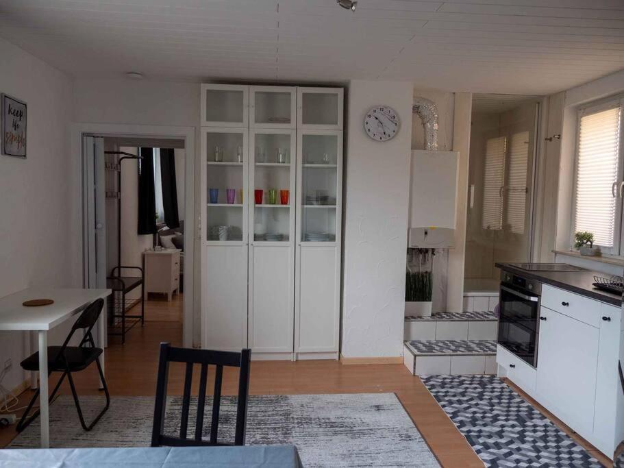 Kuchyň nebo kuchyňský kout v ubytování Studio 40m2, Nähe S Bahn