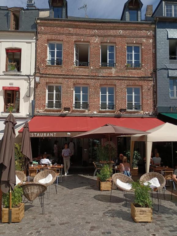 La maison père camembert - 11