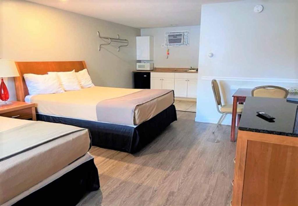 Exit 5 Resort & Condominium photo
