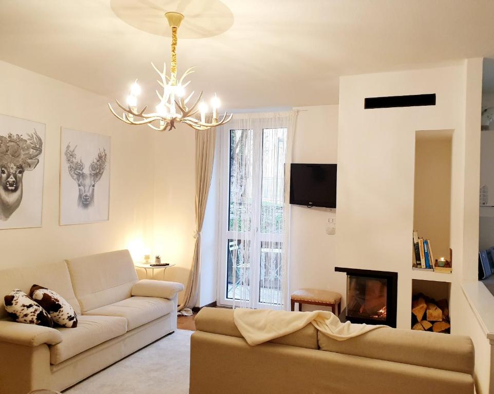 TV a/nebo společenská místnost v ubytování Casa Moren Apartment