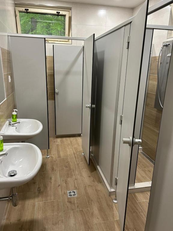 Koupelna v ubytování Chatový areál ATLAS