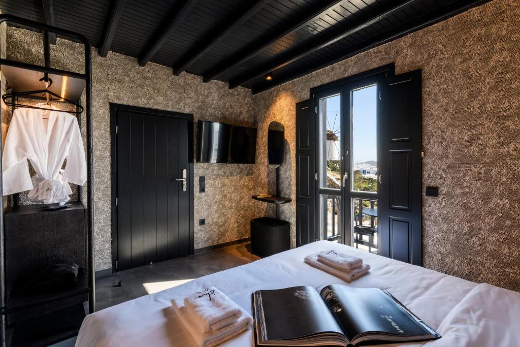 She Mykonos Boutique Hotel - 6