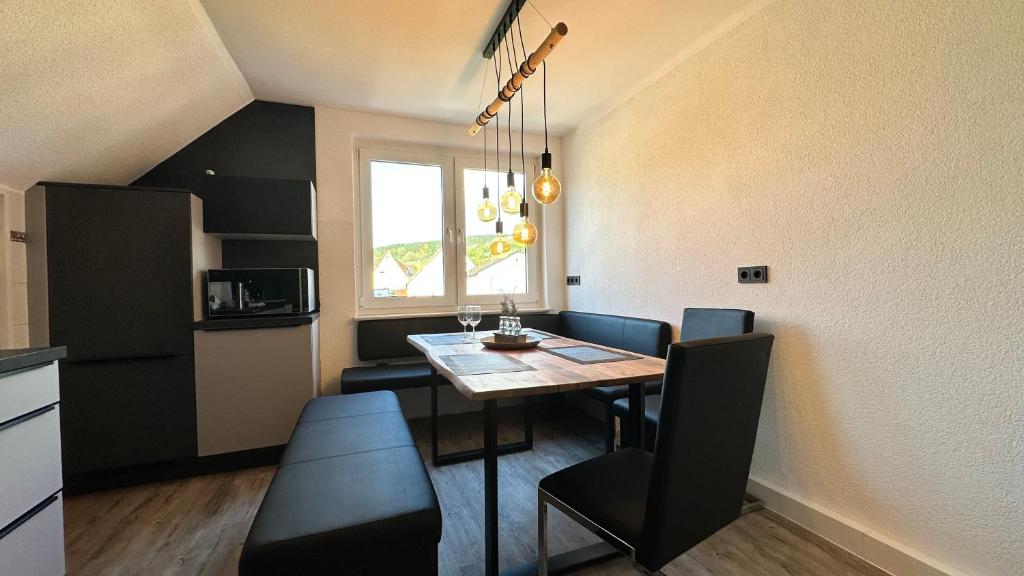 B&W Apartments - Apartamento De Tres Habitaciones