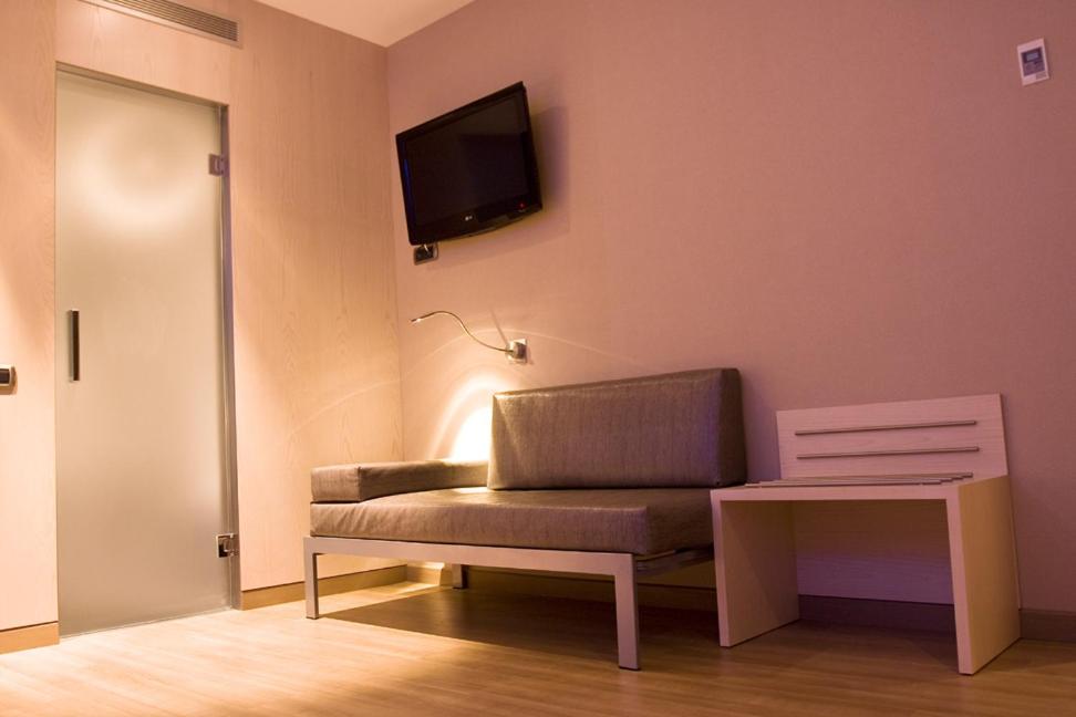 Barcelona House - Triple Room