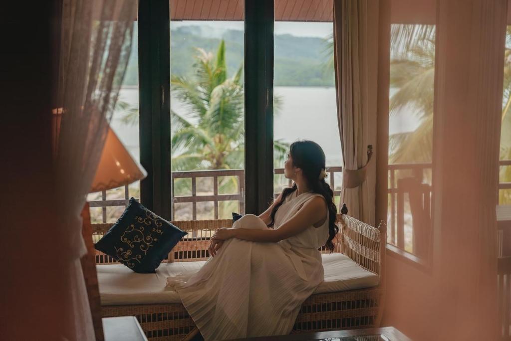 Kooncharaburi Resort - Koh Chang - Quarto Duplo Com Vista Para O Mar