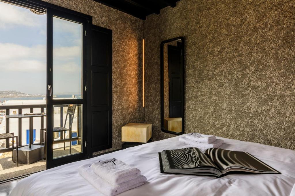 She Mykonos Boutique Hotel - 5