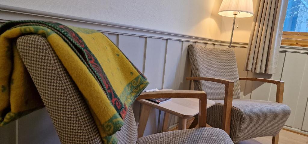 Posezení v ubytování Vertshuset Røros