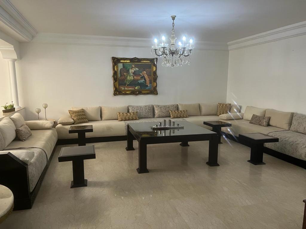 Beautiful apartment in the heart of Casablanca Morocco, Casablanca