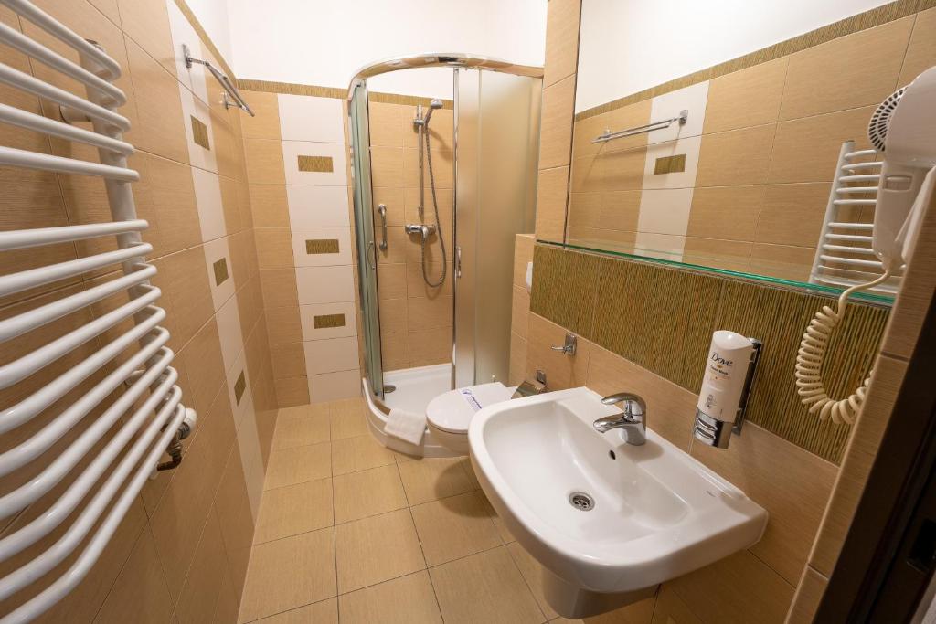Koupelna v ubytování Hotel Szelców