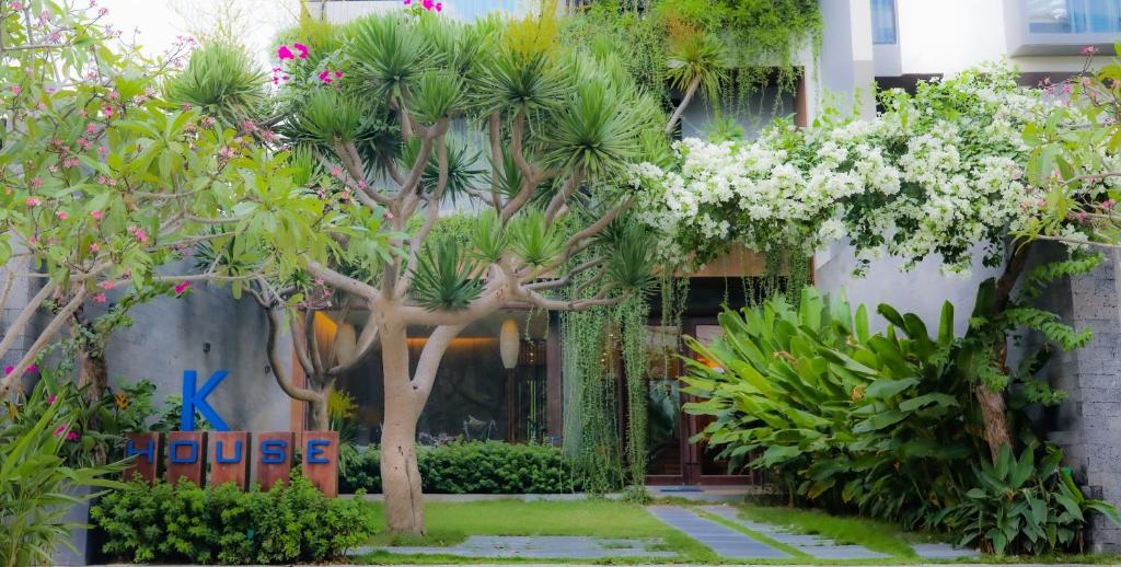 Zahrada ubytování K House Apartment Danang Beach