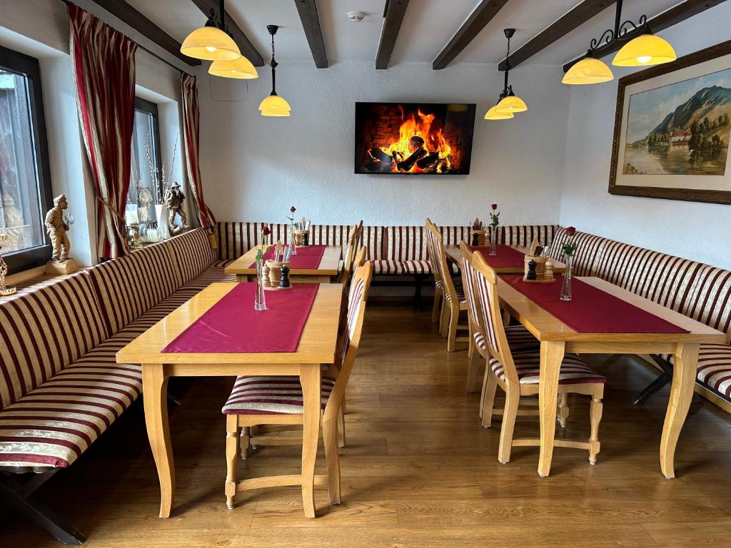 Restaurace v ubytování Hotel Gundl Alm