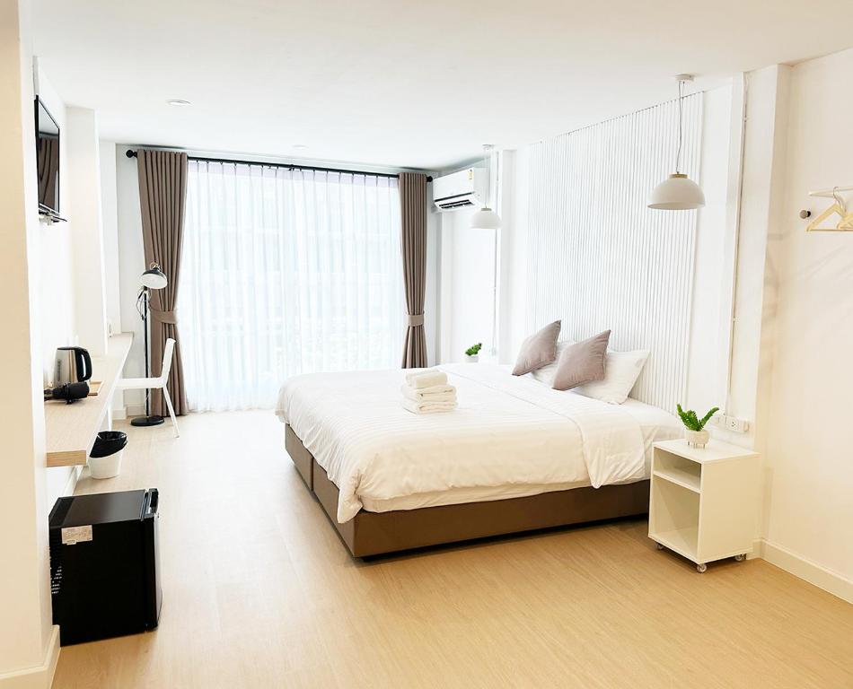 River Home Bangkok - 17