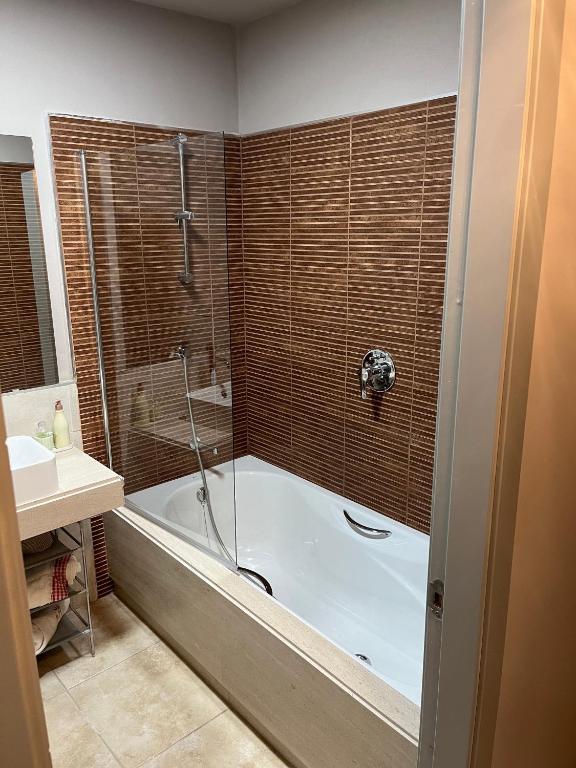 Kúpeľňa v ubytovaní Apartamento Al-Alba Golf Resort Valle del Este Vera