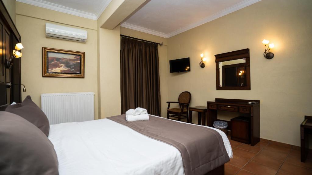 Dellas Boutique Hotel - 13