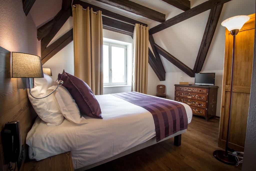 Hôtel De La Couronne – photo 11