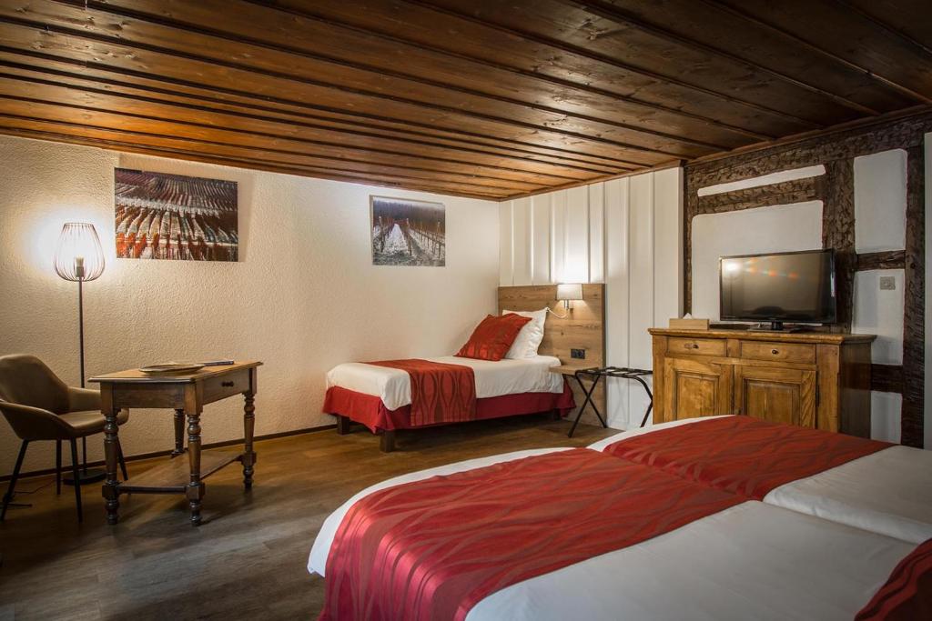 Hôtel De La Couronne – photo 32