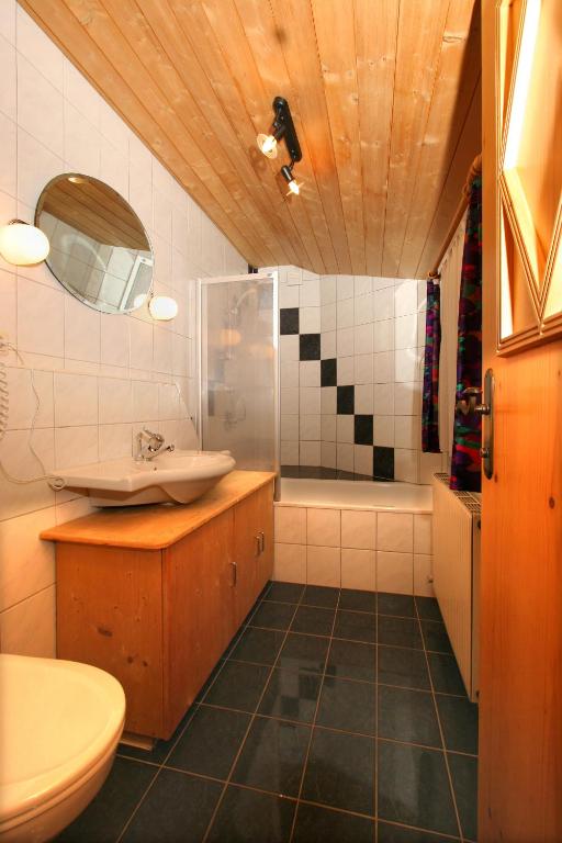 Landhotel Rauchenwalderhof - 8