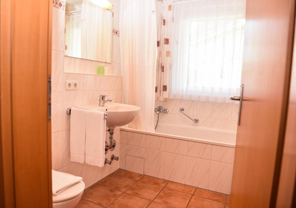 Aparthotel Sonnenburg - 1